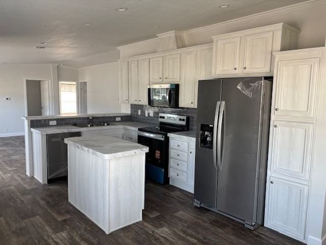 146 Berkley Cir #0146 - Photo 3 of 20