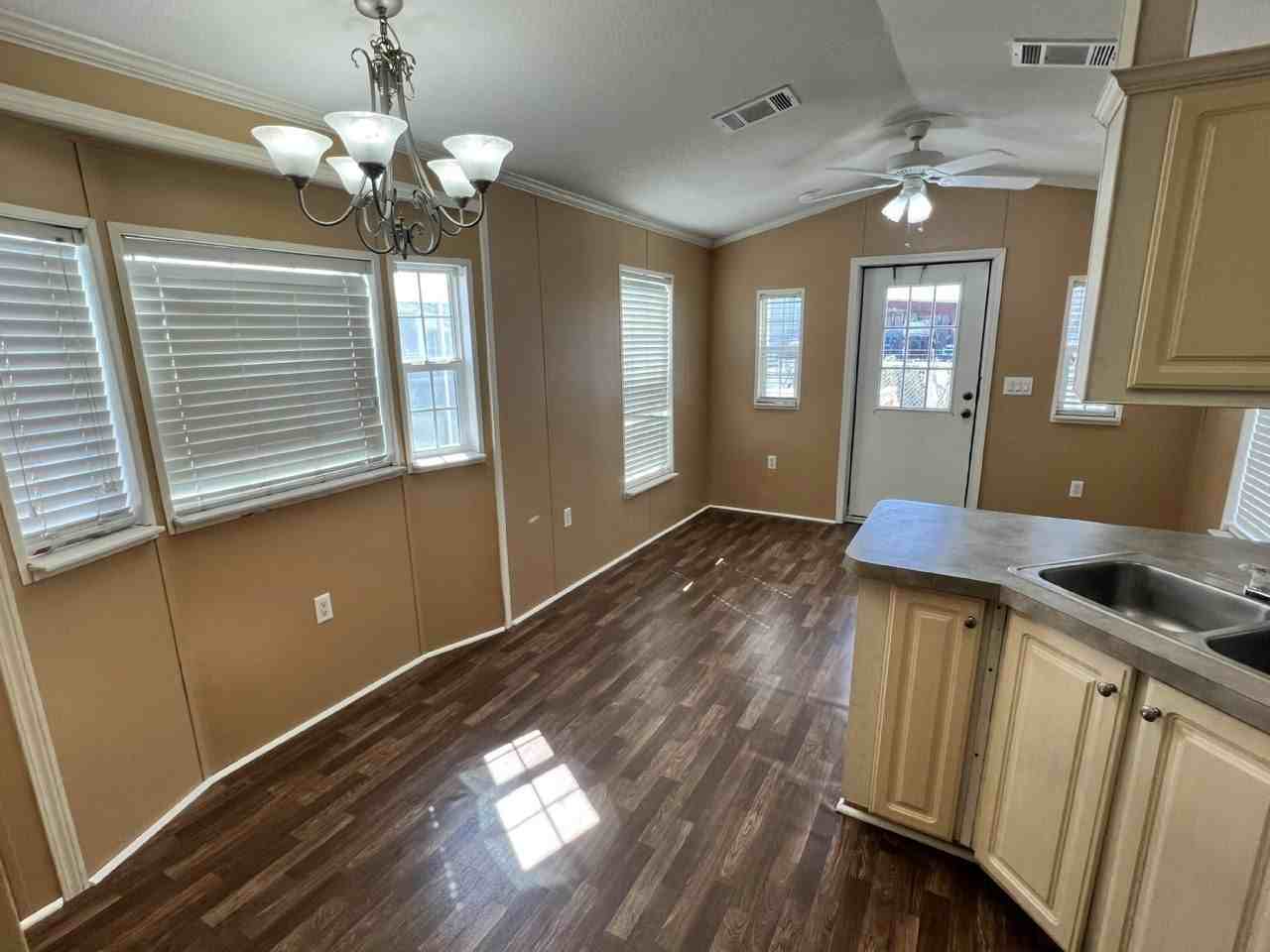 3318 Chicago Bears St #3318 - Photo 5 of 10