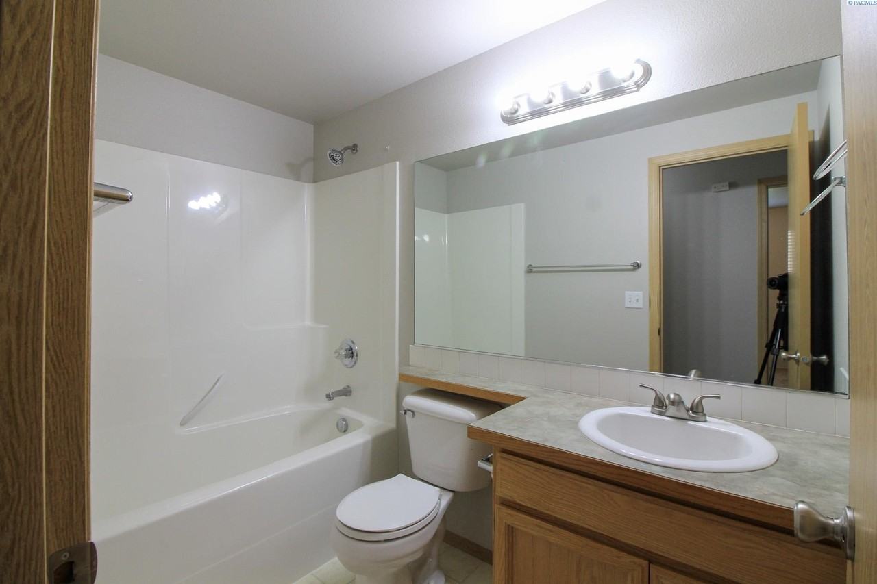 4209 Finnhorse Ln - Photo 4 of 8