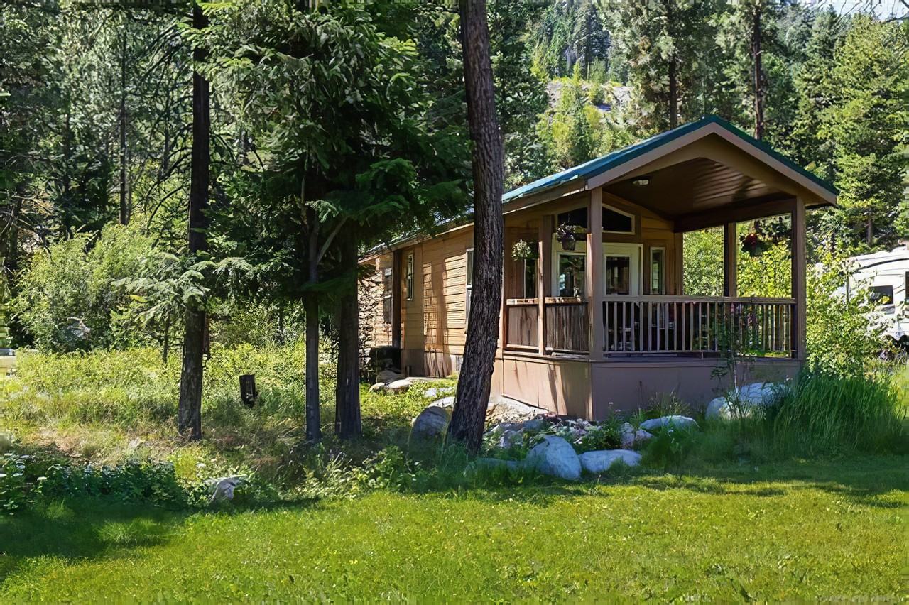 4835 Paradise Valley Drive - Photo 2 of 15