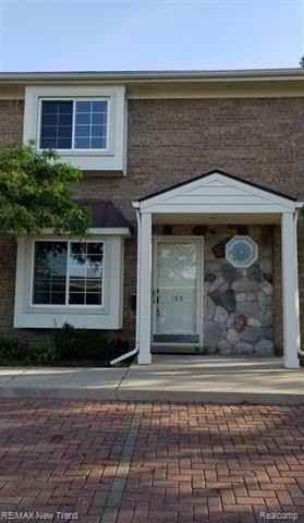 185 Coolidge Rd - Photo 2 of 14