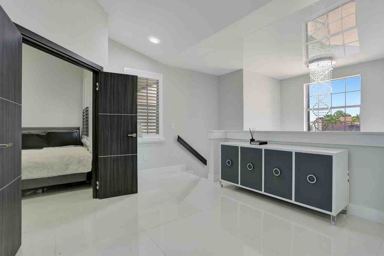 6584 Villa Sonrisa Dr #1122 - Photo 4 of 22