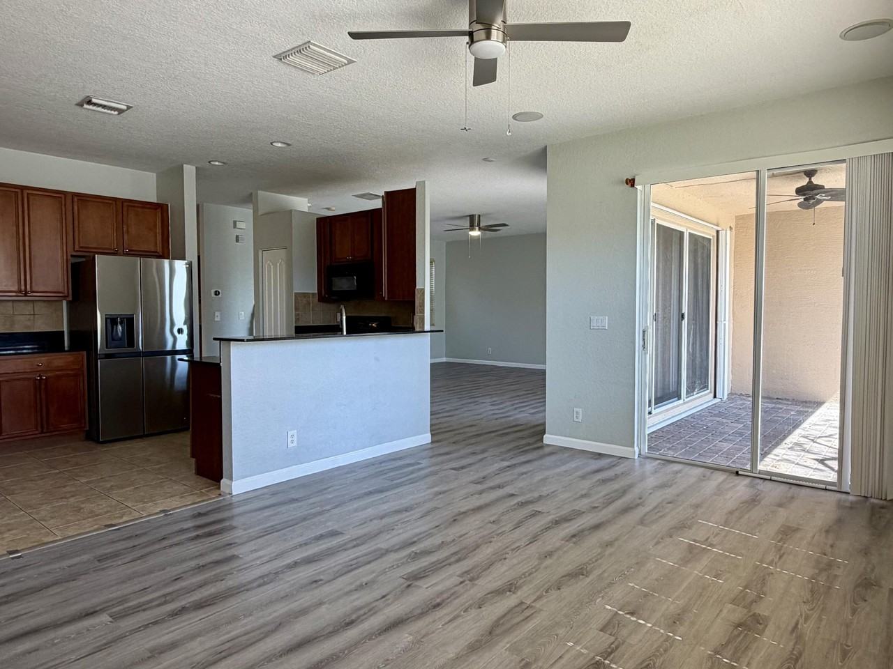 333 Berenger Walk - Photo 6 of 42