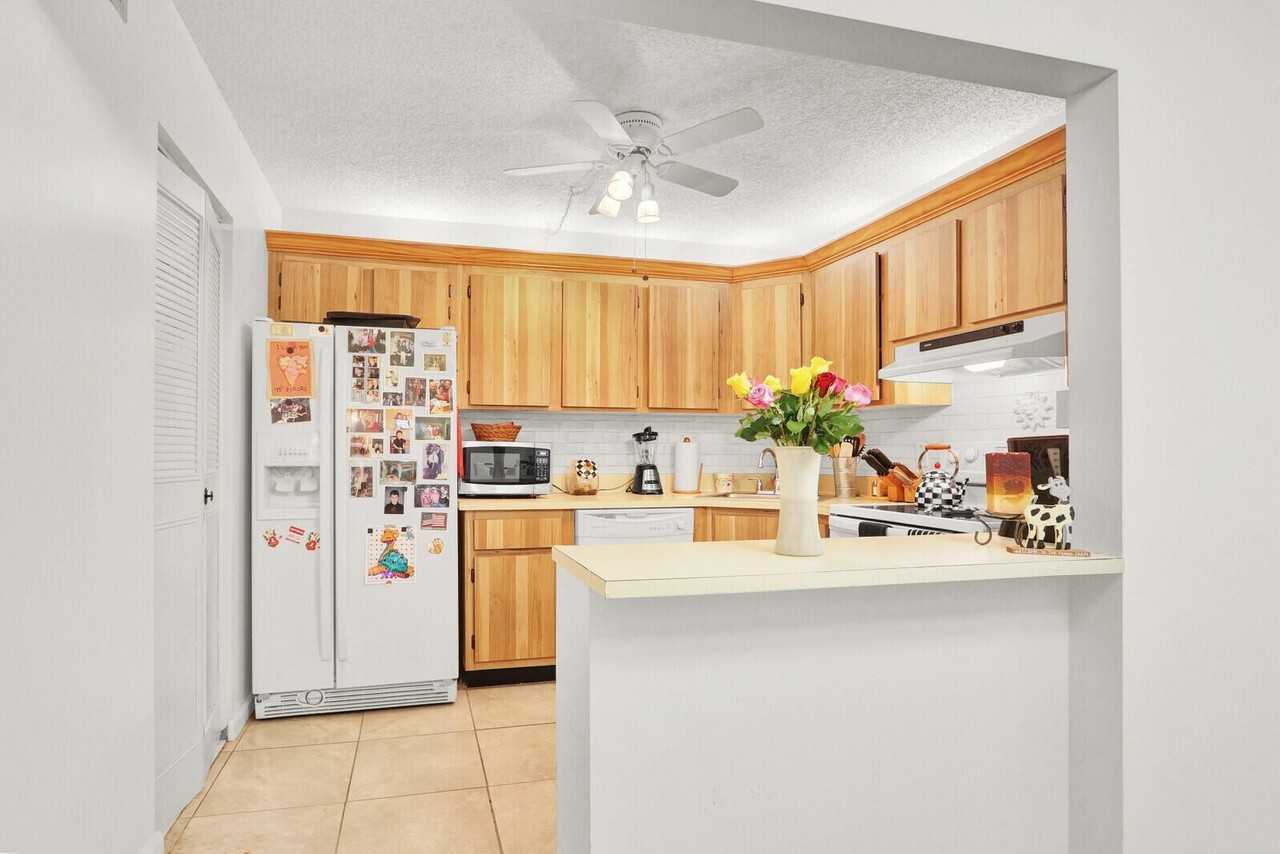 309 Knotty Pine Cir #A1 - Photo 7 of 20