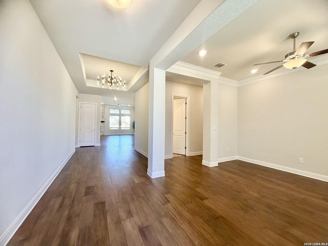 3823 Glenellen - Photo 5 of 50