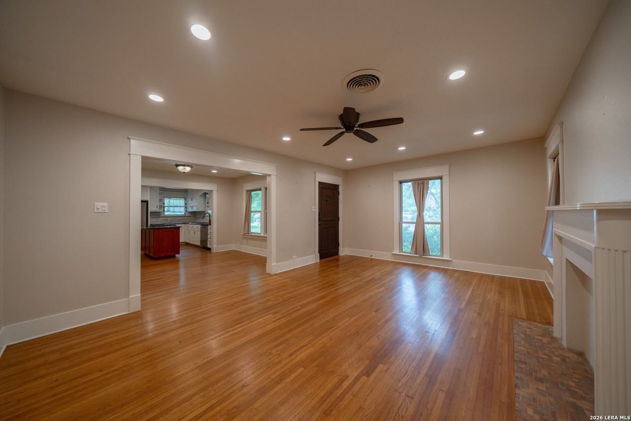 106 Brightwood Pl - Photo 7 of 24