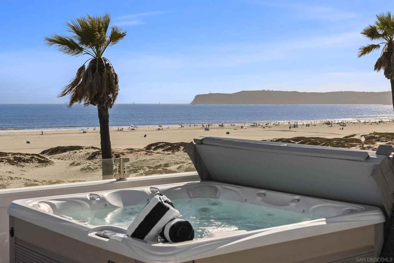 1059 Ocean Blvd - Photo 4 of 42