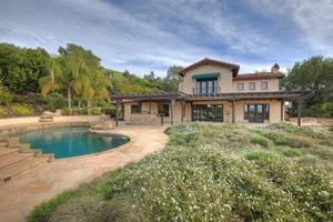 featured image of 17 Celine Dr