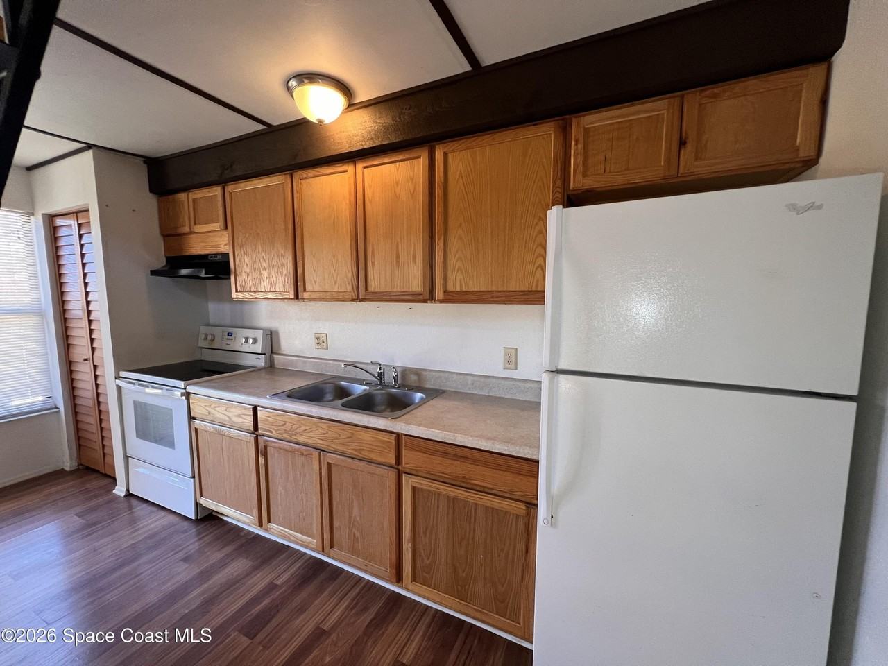 4818 Overlook Dr Ne Unit 4 - Photo 5 of 10