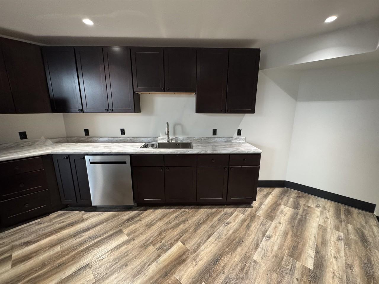 219 S Badger Ave #219 - Photo 5 of 18