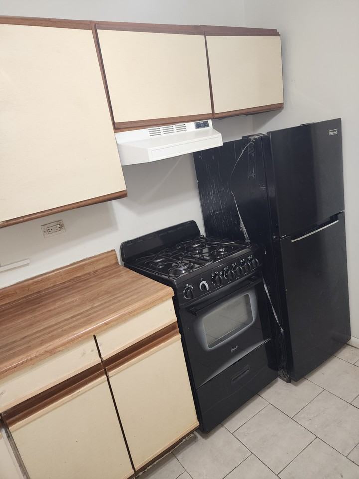 20603 Jamaica Ave - Photo 2 of 7