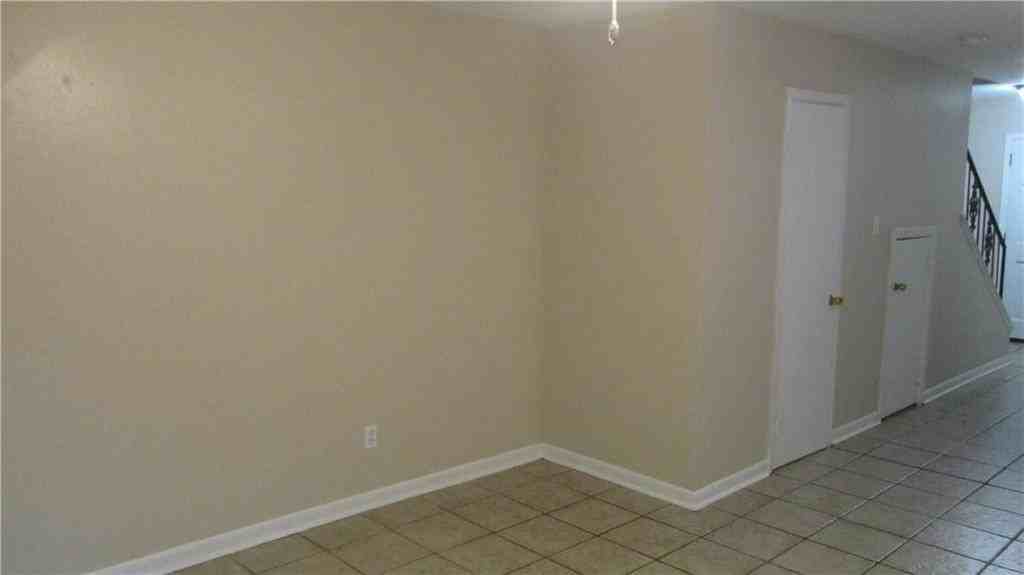 1429 Hickory Ave ##C - Photo 5 of 24