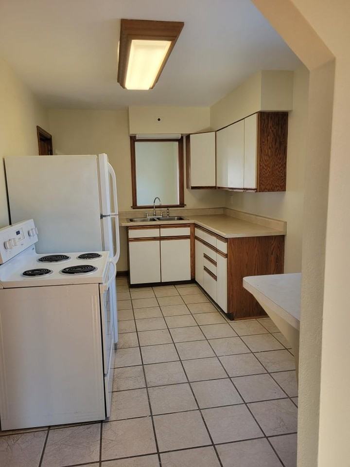 1901 Ann St #1 - Photo 3 of 7