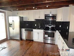 21 Sherman St - Photo 2 of 13