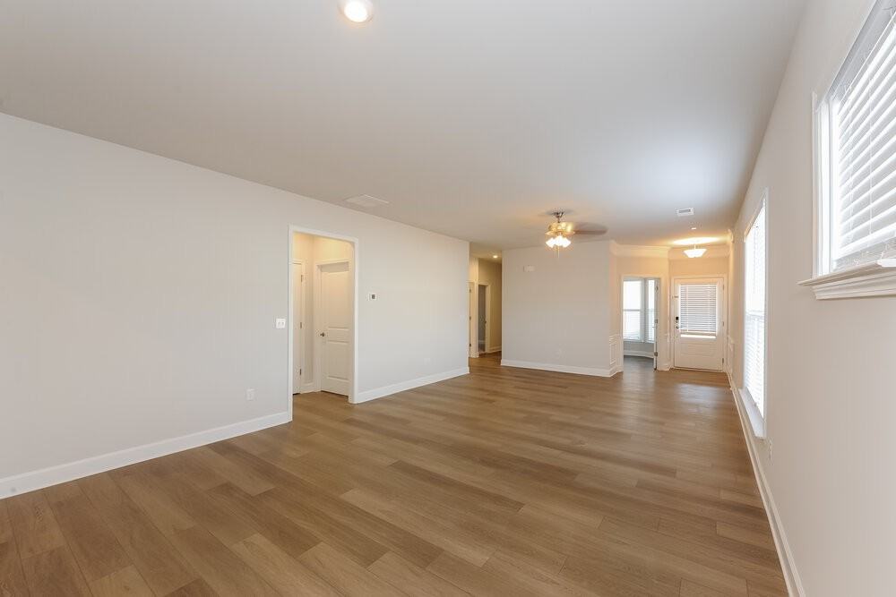 119 Alcovy Ct - Photo 3 of 19