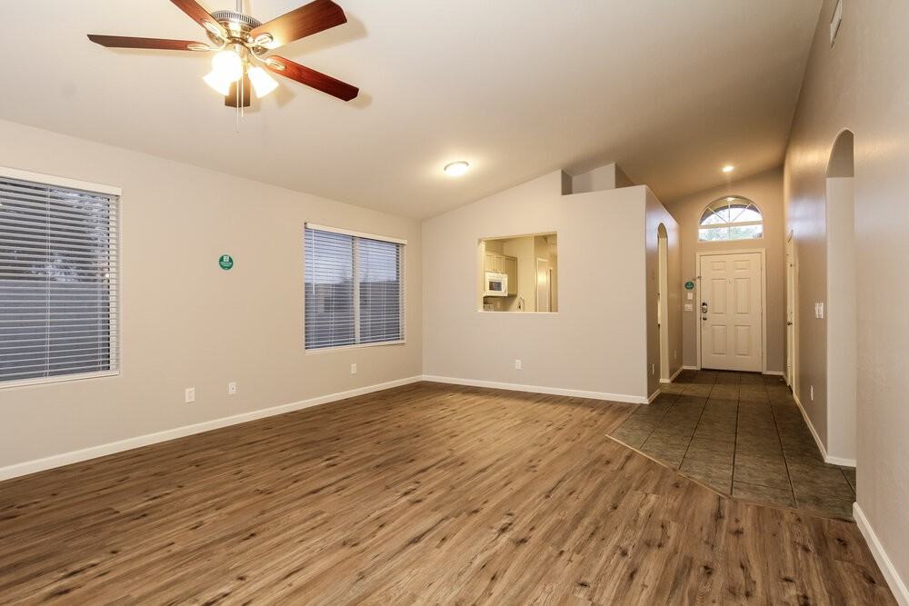 7815 W Northview Ave - Photo 5 of 19