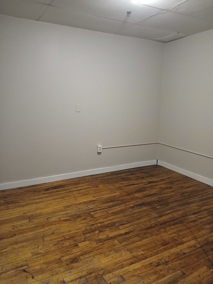 1841 Broad Street #B9 - Photo 7 of 8