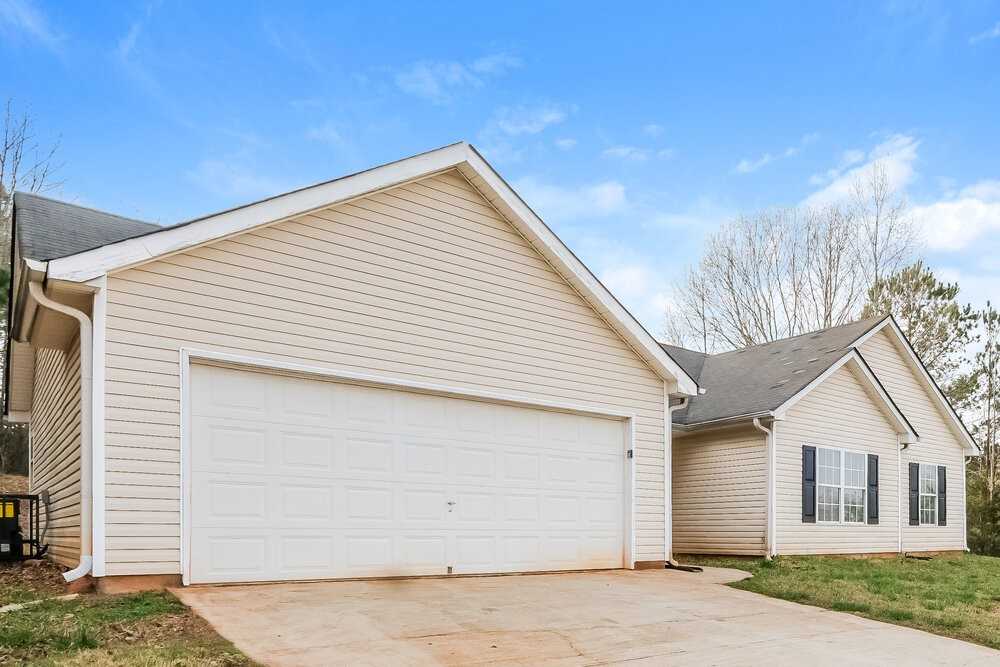 458 Old Tree Dr - Photo 3 of 19