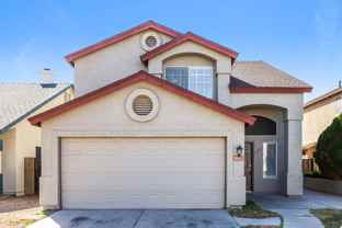 7631 W Cinnabar Ave - Photo 1 of 1