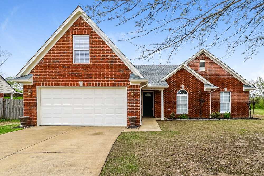 751 Northwood West Cv