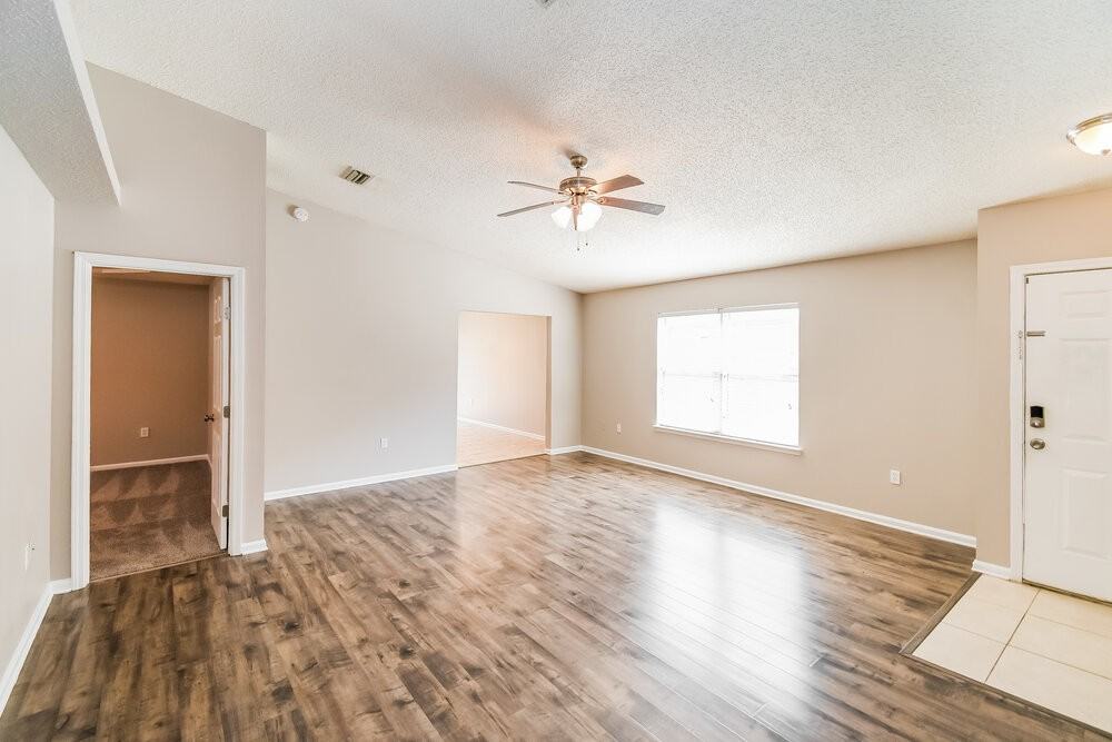 7774 Mordecai Ct - Photo 4 of 16