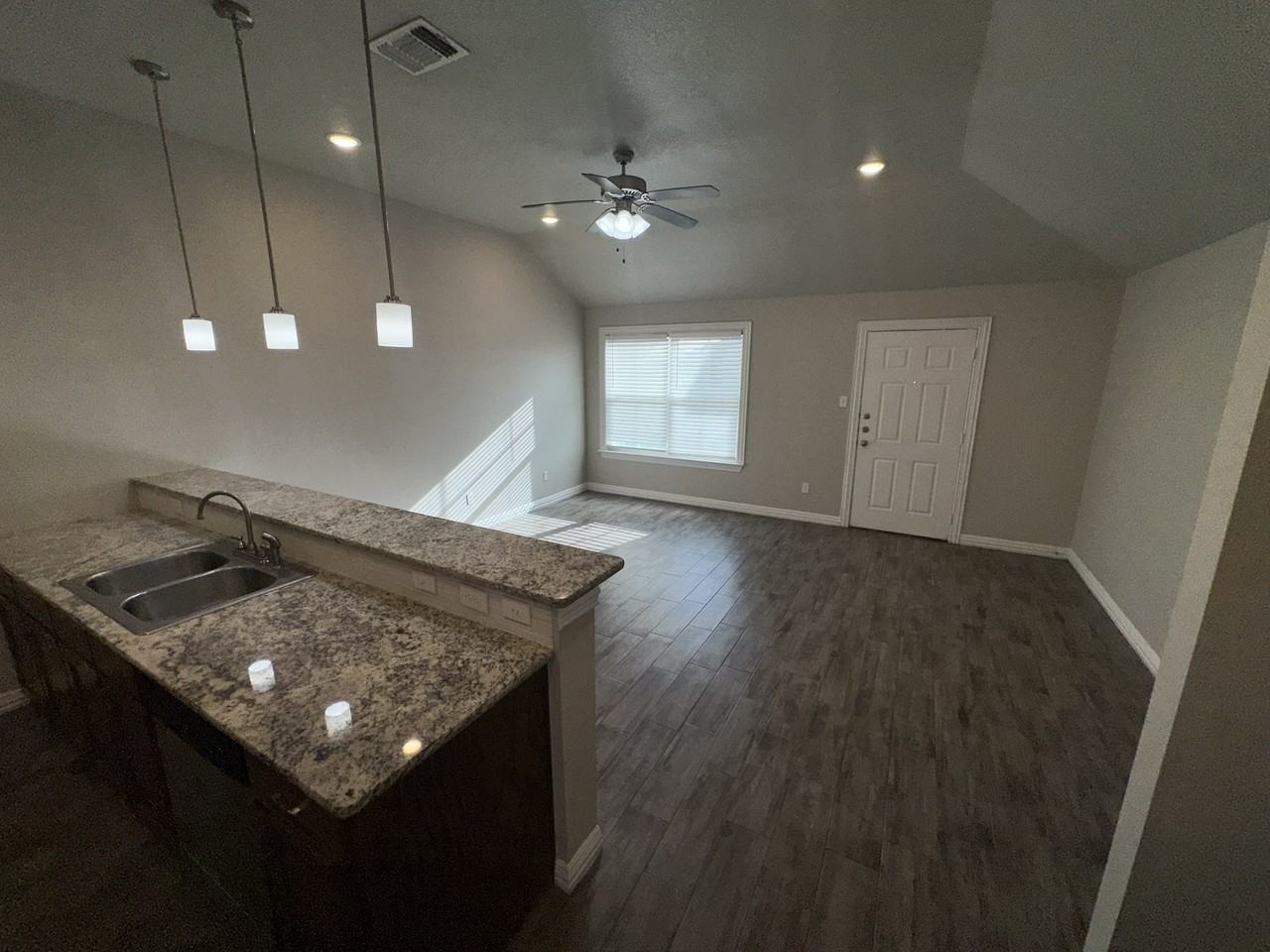 3242 Kickapoo Drive - Photo 5 of 15