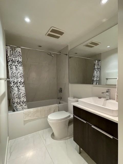 1588 East Hastings Street #203 - Photo 7 of 8