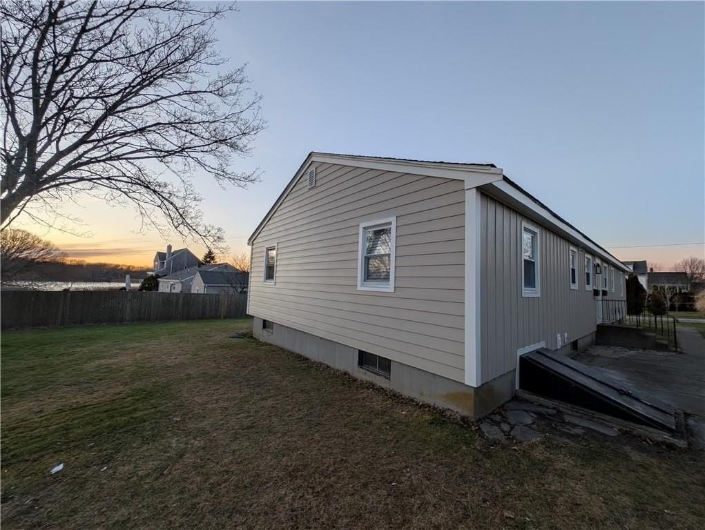 4 Almy Ct Unit 1 - Photo 3 of 13