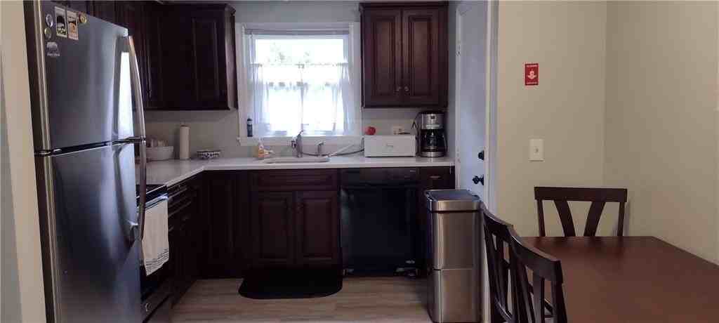 4 Almy Ct Unit 1 - Photo 7 of 13