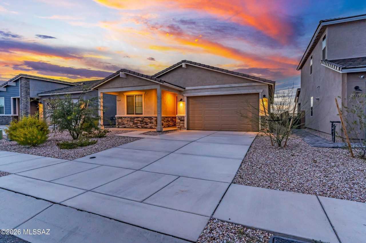 10072 S Arnold Ranch Ct - Photo 5 of 46