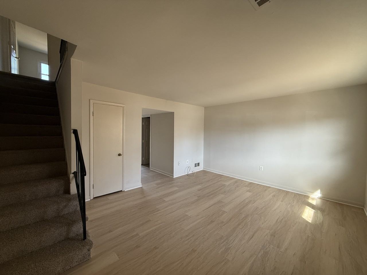 3456 Beale Court - Photo 5 of 21