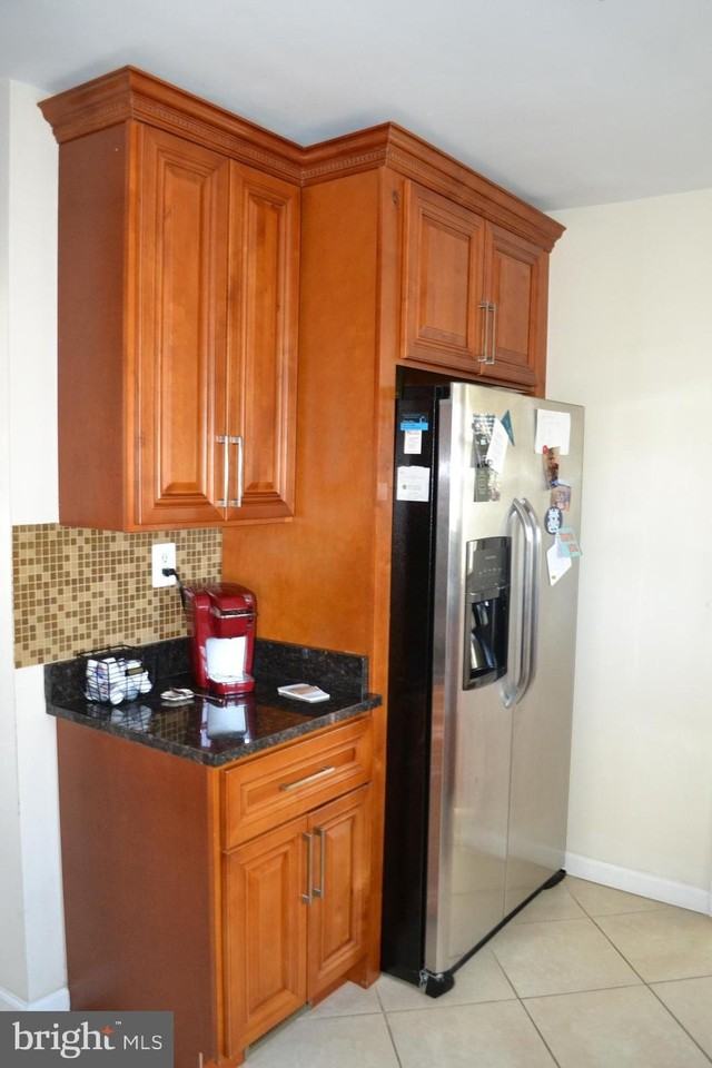 114 Southfield Rd - Photo 3 of 11