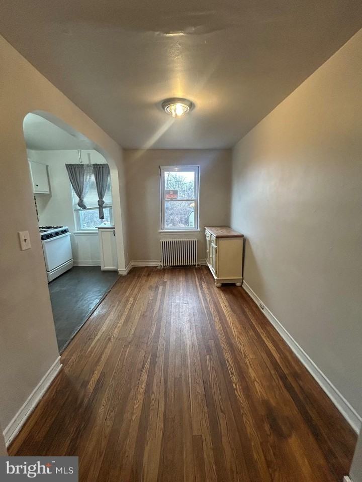 1311 Church St - Photo 3 of 9