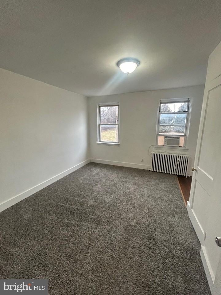 1311 Church St - Photo 5 of 9