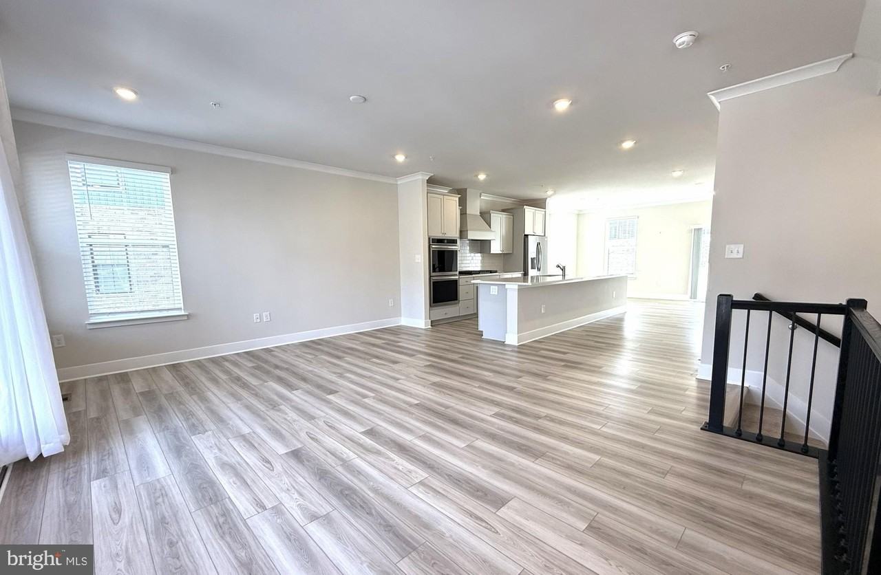 11532 Kirkleigh Dr - Photo 4 of 25