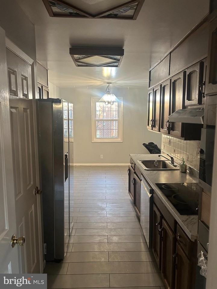 12021 Old Columbia Pike Unit 36 #36 - Photo 7 of 25