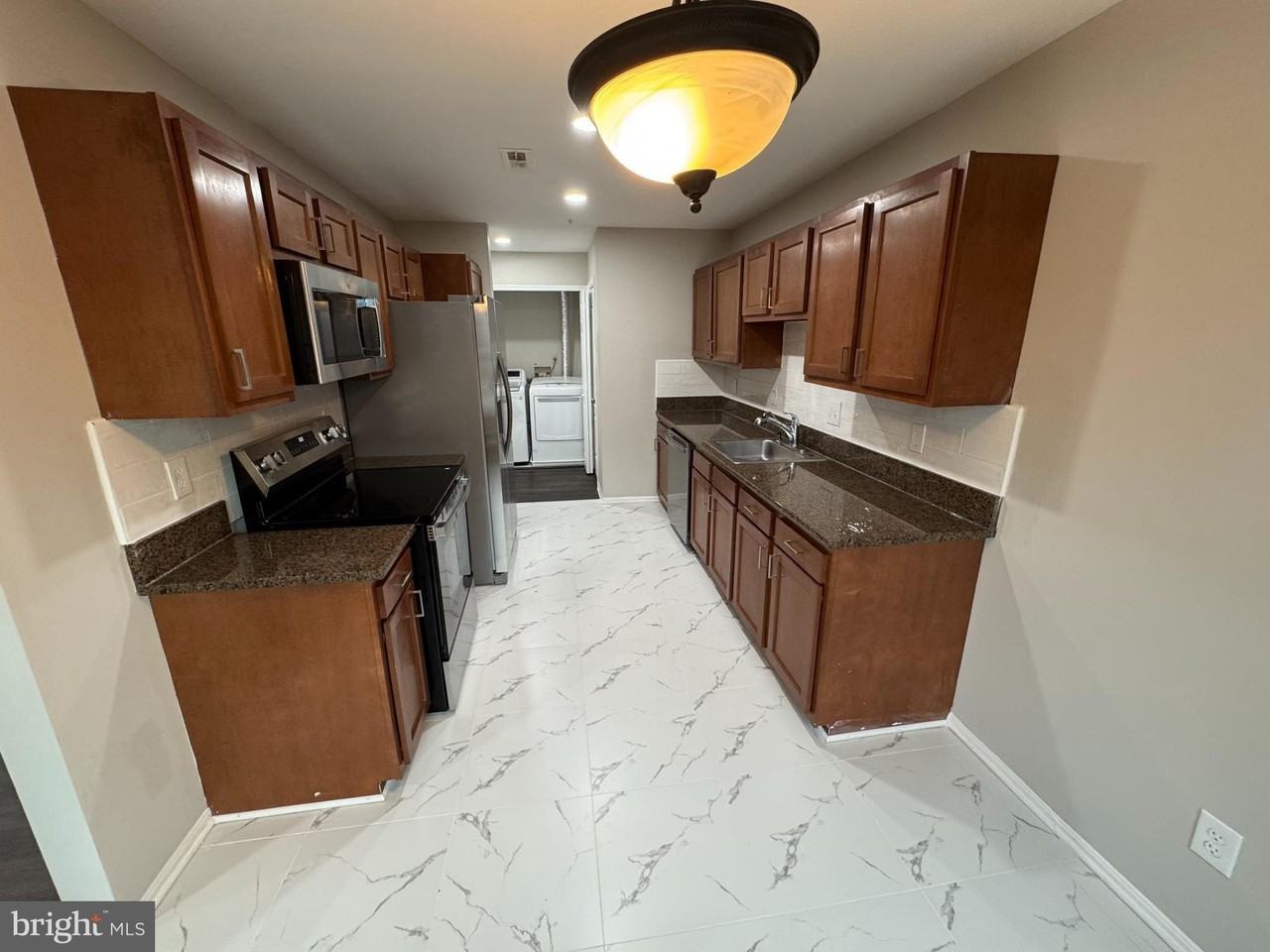 4641 Deepwood Ct Unit 102c - Photo 6 of 17