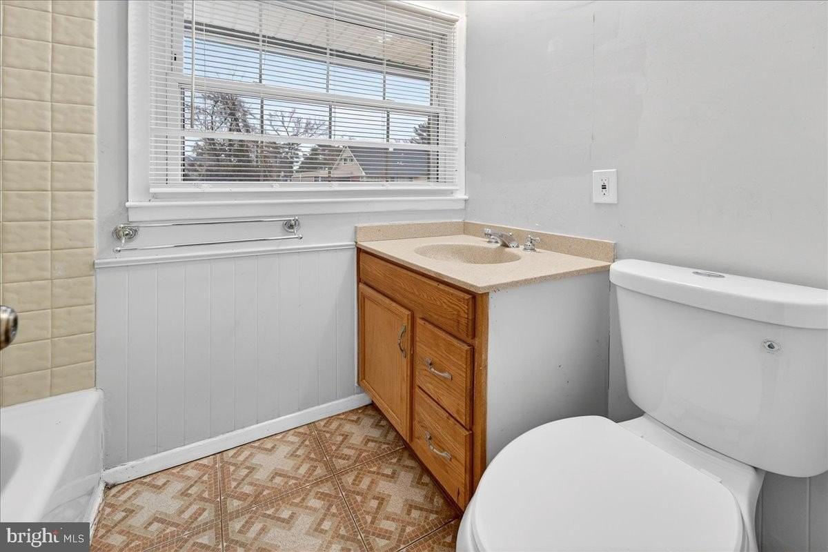 6 Sherwood Ln - Photo 6 of 15