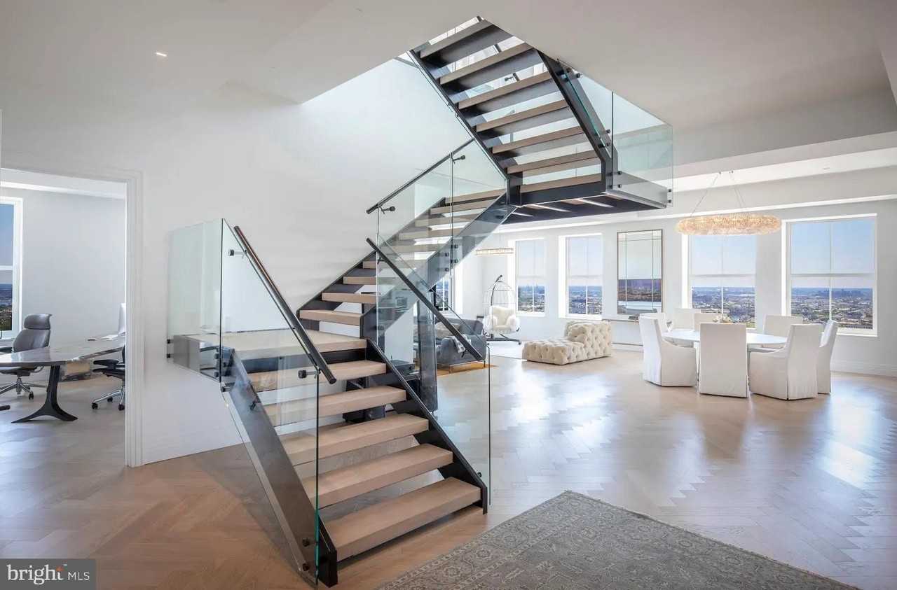 1401 Spruce St #PHF - Photo 4 of 5