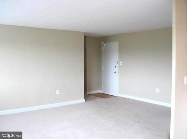 1200 S Arlington Ridge Rd Apt 602 - Photo 2 of 25