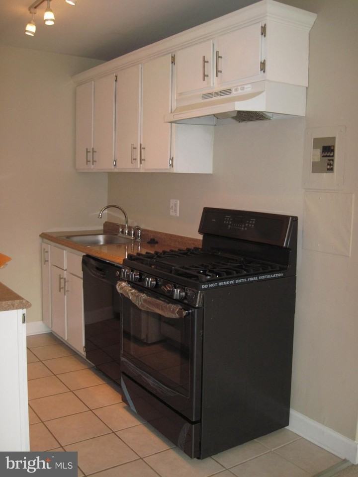 1200 S Arlington Ridge Rd Apt 602 - Photo 7 of 25