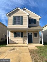 1011 Myrick St - Photo 1 of 1