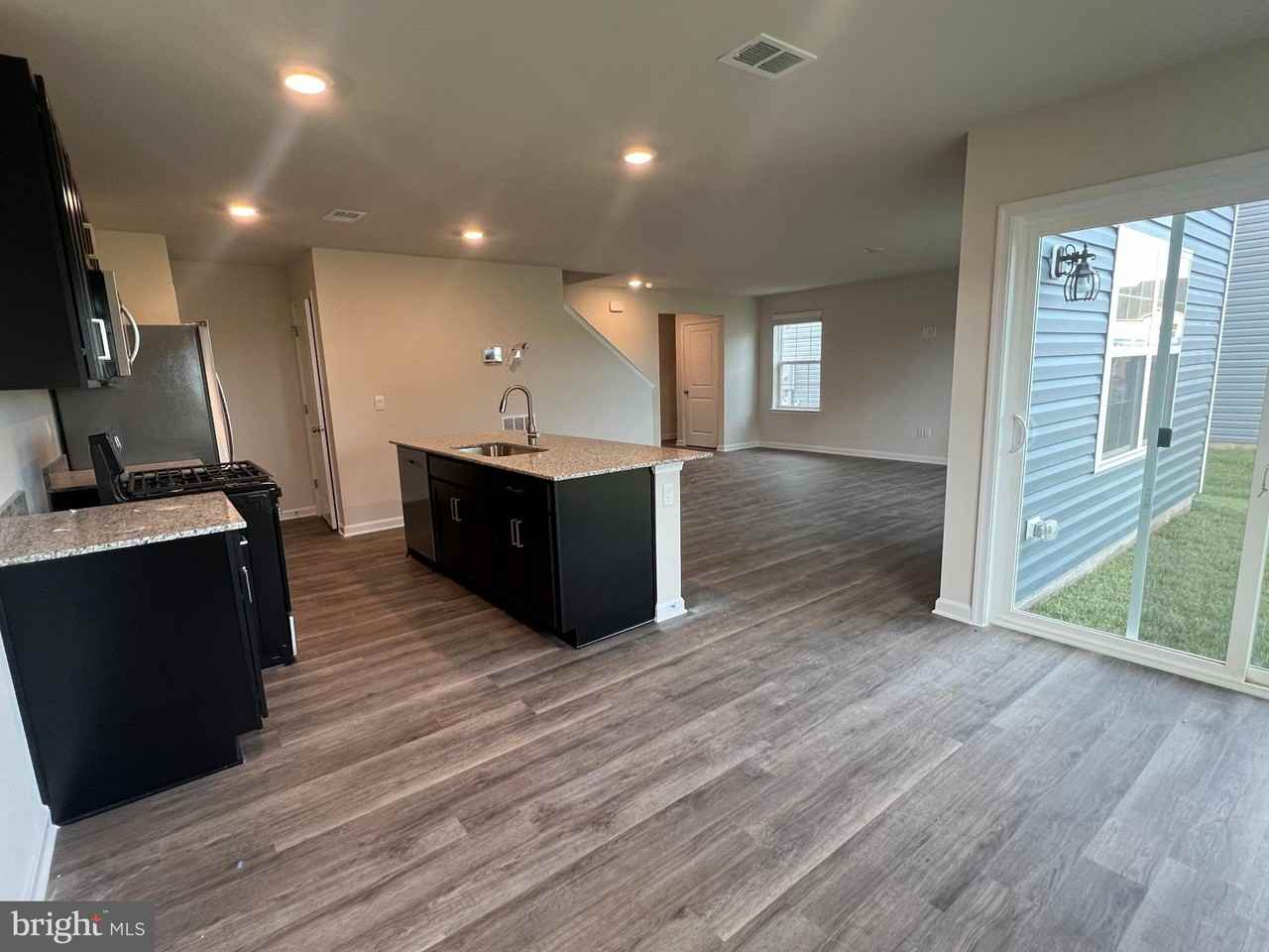 218 Munsee Cir - Photo 4 of 17