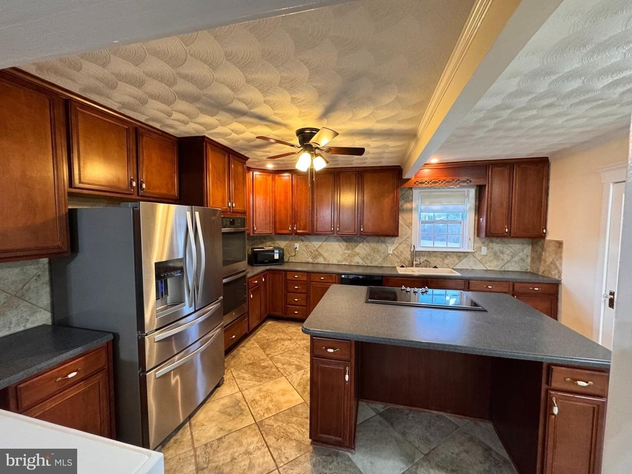 1558 Zachary Taylor Hwy - Photo 5 of 25