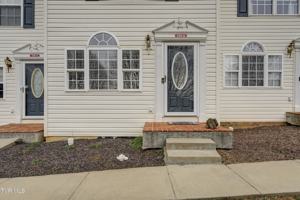 featured image of 119 Amanda Ln Apt 6 #Apt 6