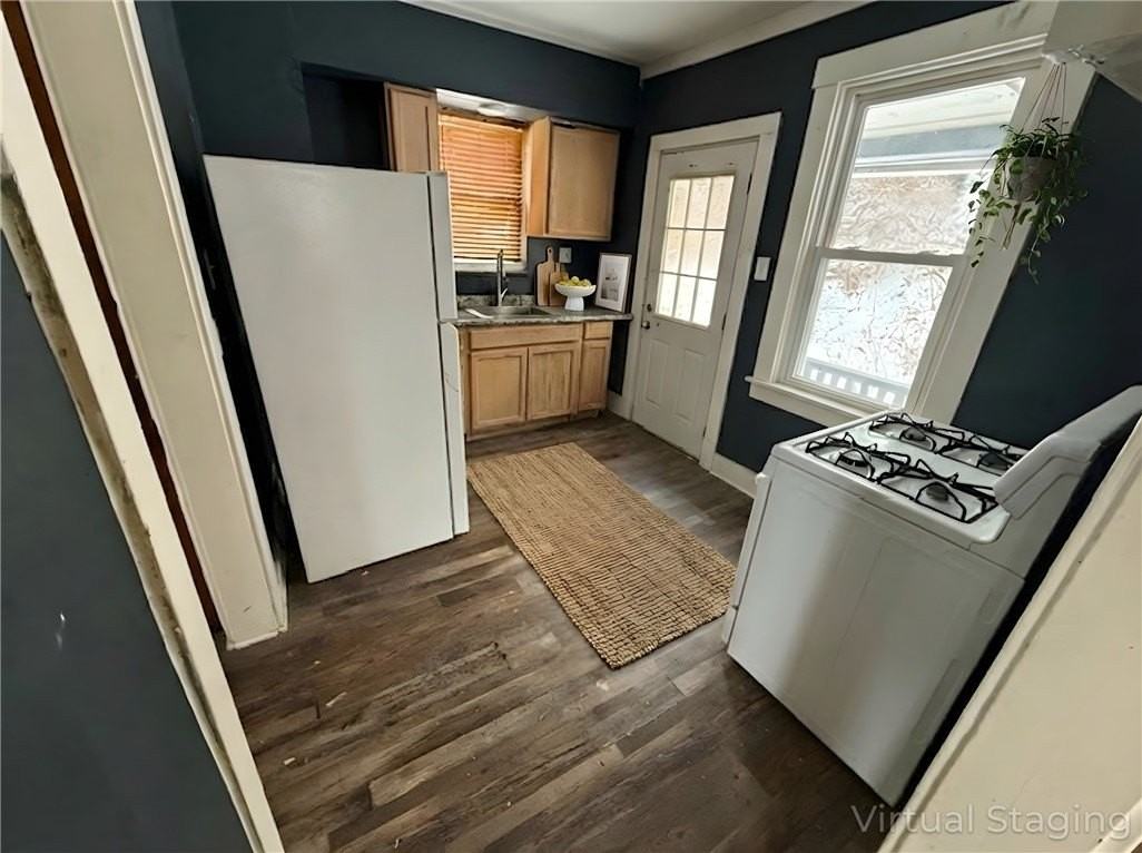 605 N 6th St - Photo 5 of 12