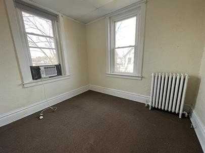 211 N 2nd St - Photo 7 of 8