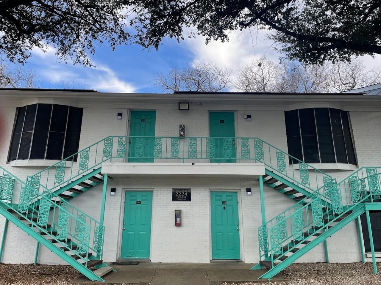 Spanish Puerto Apartments - Photo 5 of 18