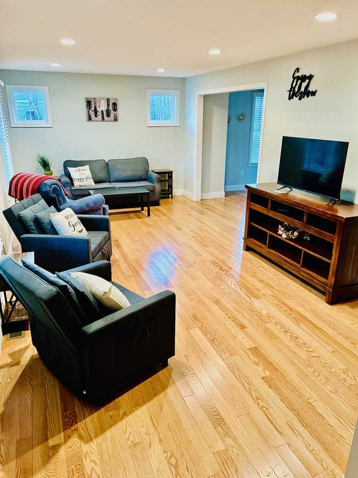 17 Page Road - Photo 3 of 34