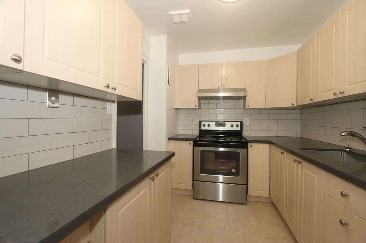 50 East Street - Photo 3 of 6